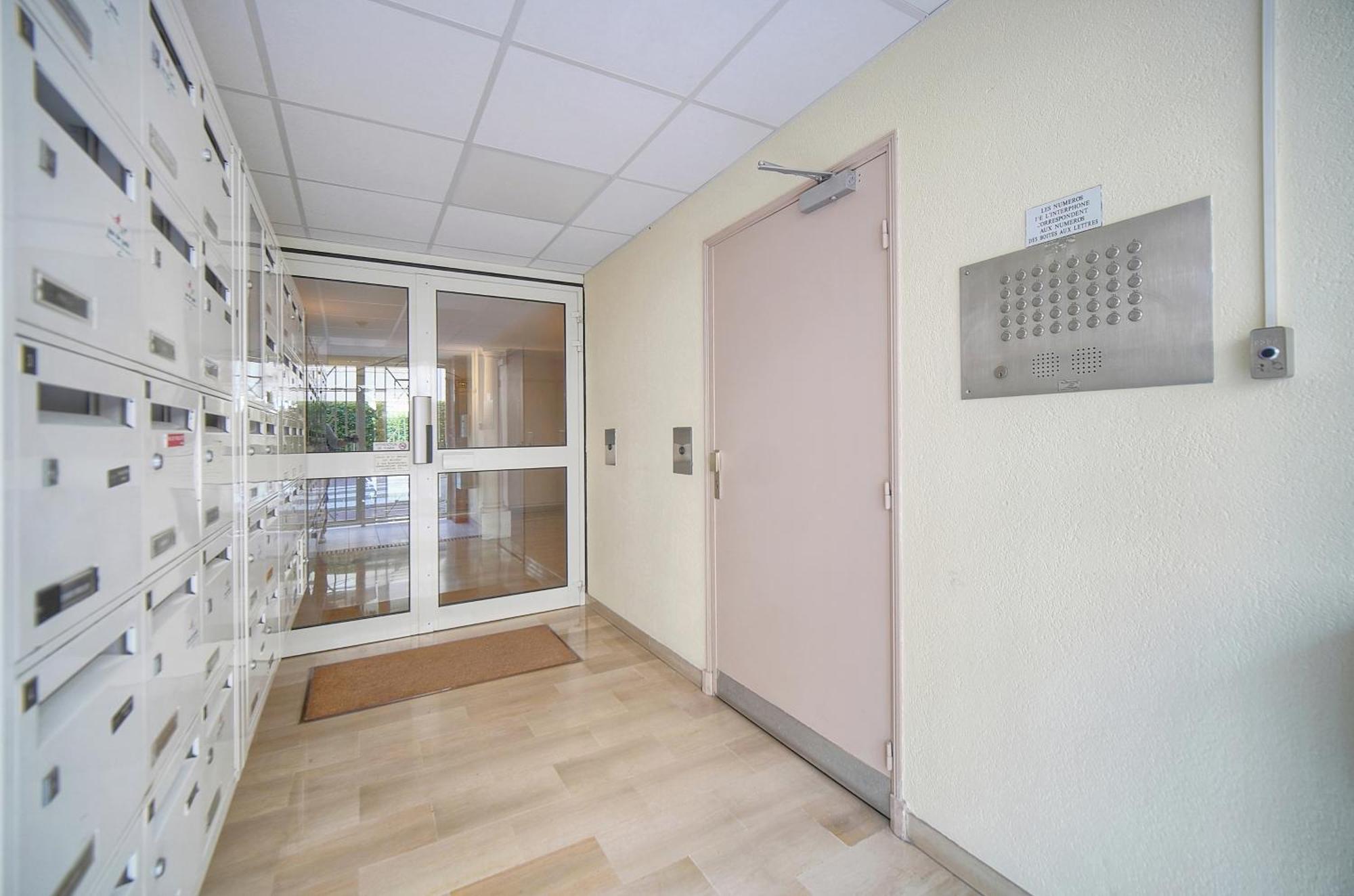 Frgk "Gallieni Terrasse Au Calme" Cannes Exterior foto